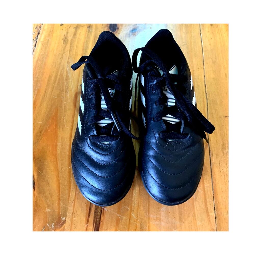 Adidas Kids Toddler Soccer Cleats 12 Size Black/White Lace Up Low Top